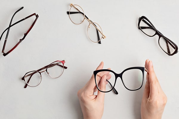 چرا طراحی سایت فروش آنلاین عینک یک امر ضروری است